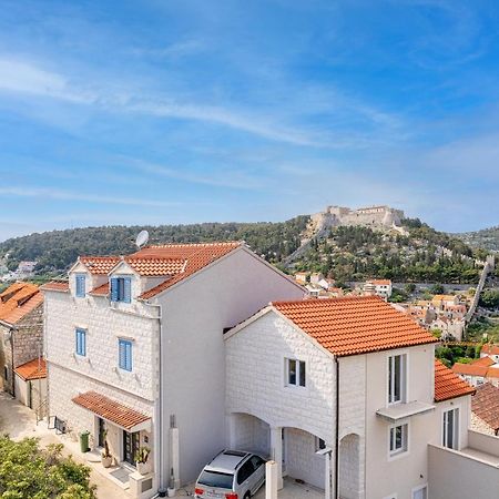Villa Capitis In The Center- Exclusive Apartment Hvar Town Dış mekan fotoğraf